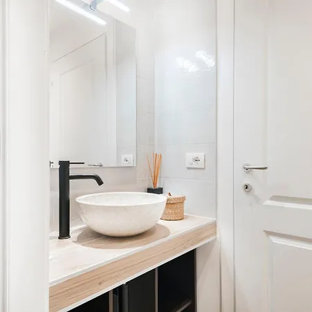Easylife - Luminosa E Comoda Residenza Con Balcone Milano